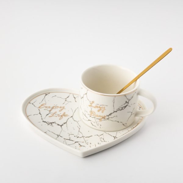 Set Elegant 6 Căni Marmorat cu Farfurii Inimă – Accente Aurii & Design Alb Premium